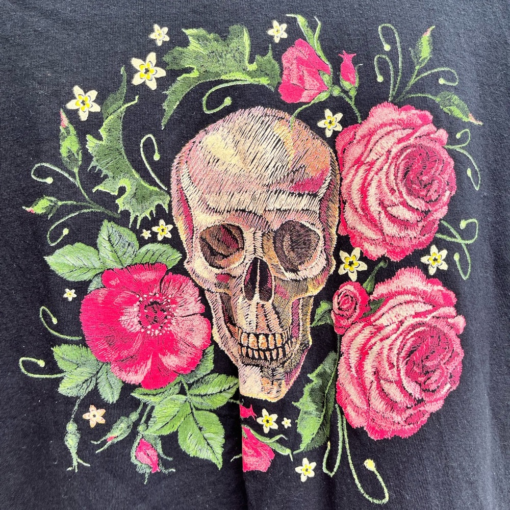 Optima XL unisex rose skull tshirt